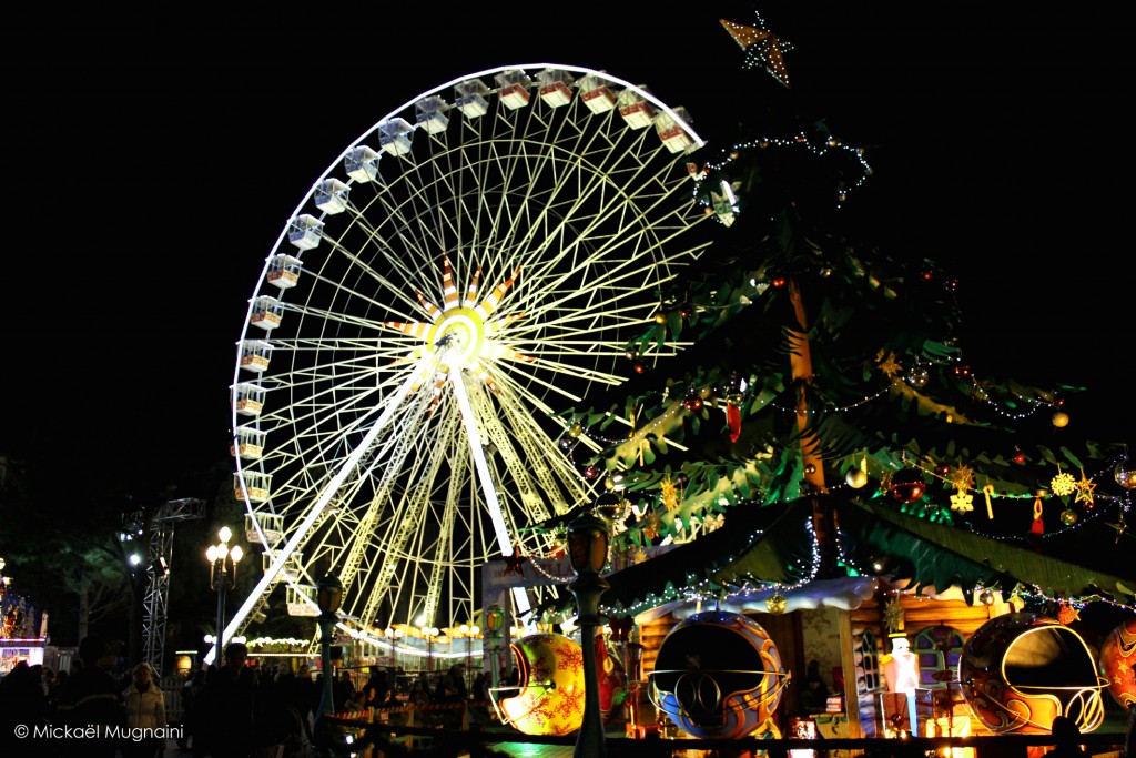 Noël à Nice 2015 - Les fêtes de fin d'année sur la Côte d'Azur - Grande roue Place Masséna - Blog Mister Riviera 2015 - Photo Mickaël Mugnaini Low