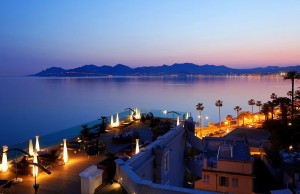 Hôtel Radisson Blu 1835 à Cannes, Côte d'Azur - Restaurant Bar Lounge Terrasse - Vue Panoramique sur la French Riviera - Idéal pour la Saint-Valentin ou le Festival de Cannes - Blog Mister Riviera 2016
