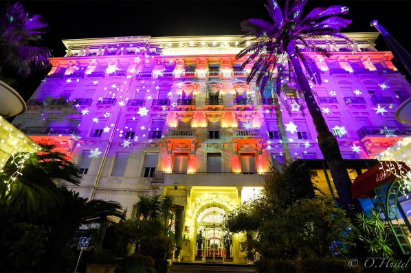 Nicepromlights Les Hotels Nicois Illuminent La Promenade Des Anglais