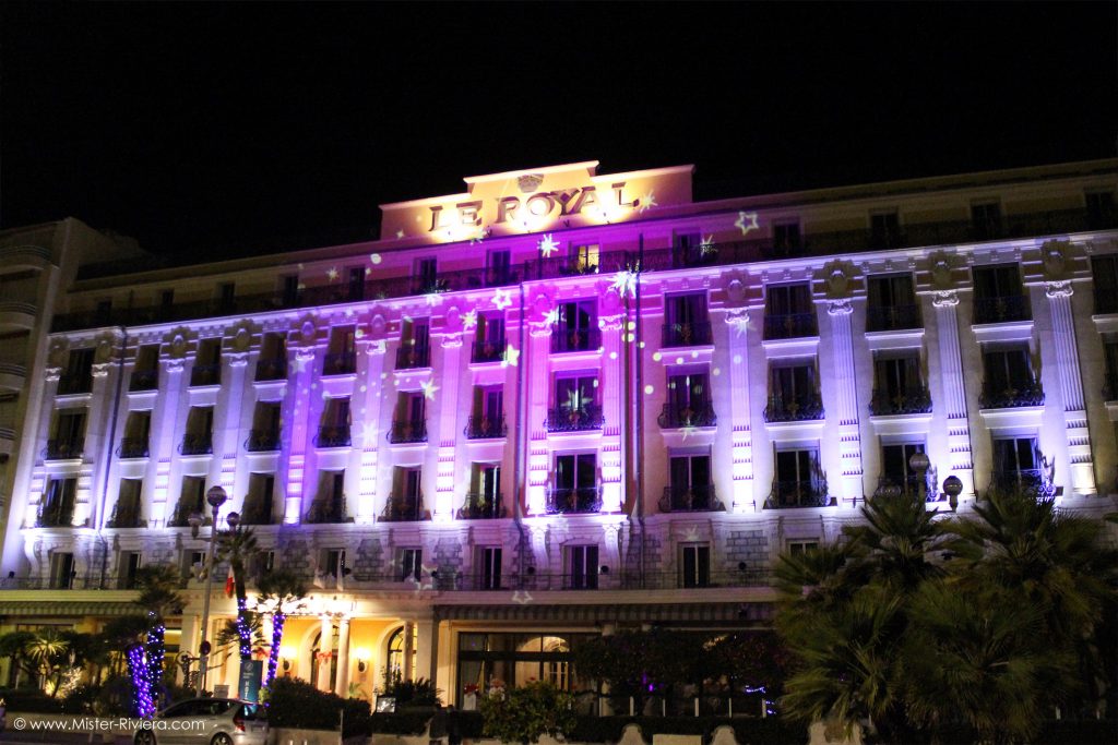 nicepromlights-par-gaspare-di-caro-hotel-royal-nice-promenade-des-anglais-noel-a-nice-cote-dazur-blog-mister-riviera-2016-photo-mickael-mugnaini-lg